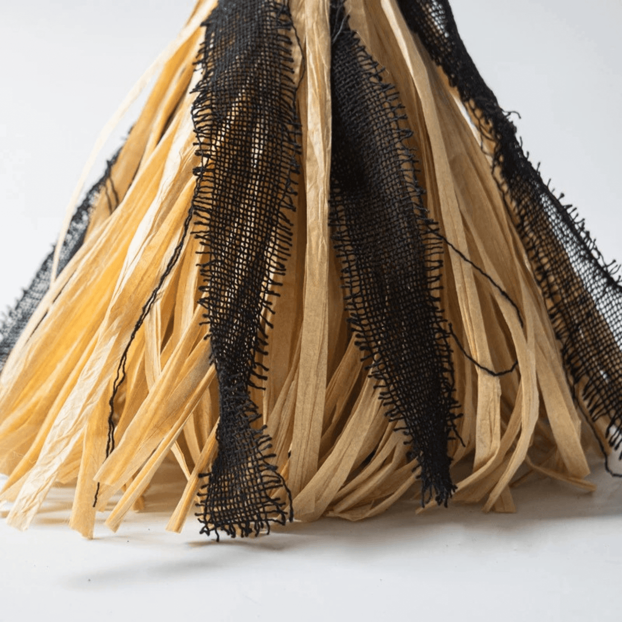 WitchGlide – Animerad Häxbroom Halloween Dekoration med Ljud och LED-ljus