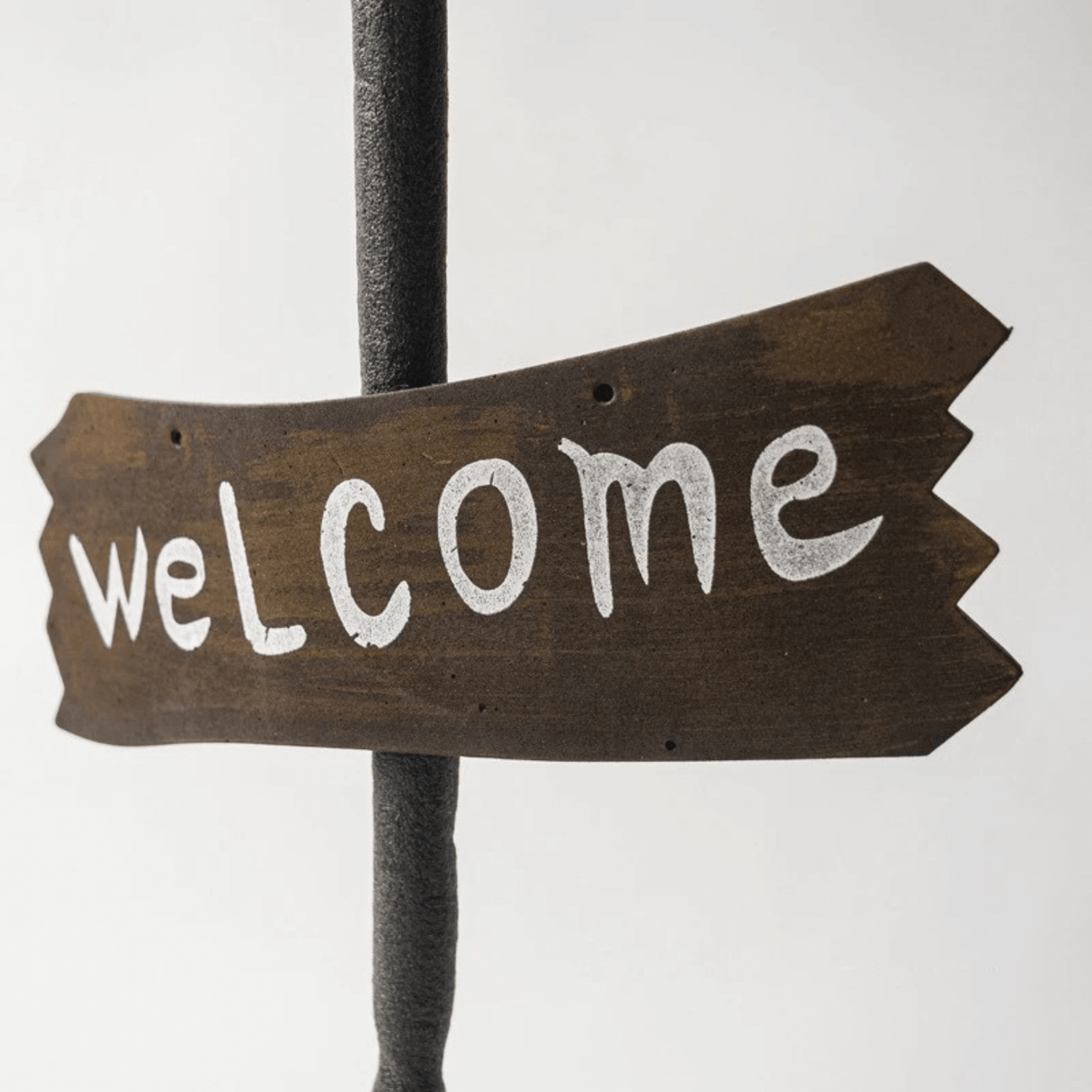 WitchGlide – Animerad Häxbroom Halloween Dekoration med Ljud och LED-ljus