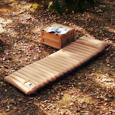 Luchtmatras met ingebouwde luchtpomp Voetpomp 10cm, 3,0-3,2 R-waarde Dubbele laag