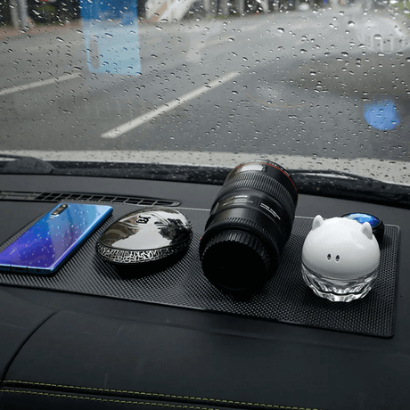 DashGrip - Universele antislipplaat op het dashboard voor telefoonsleutels en accessoires