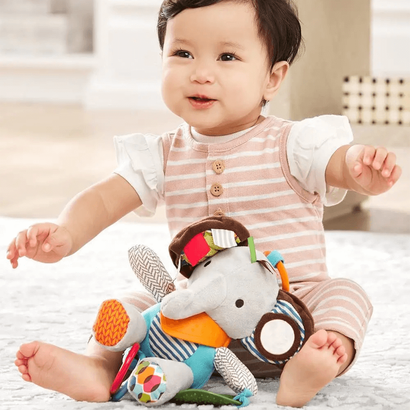 Pluche poppenhanger voor baby's