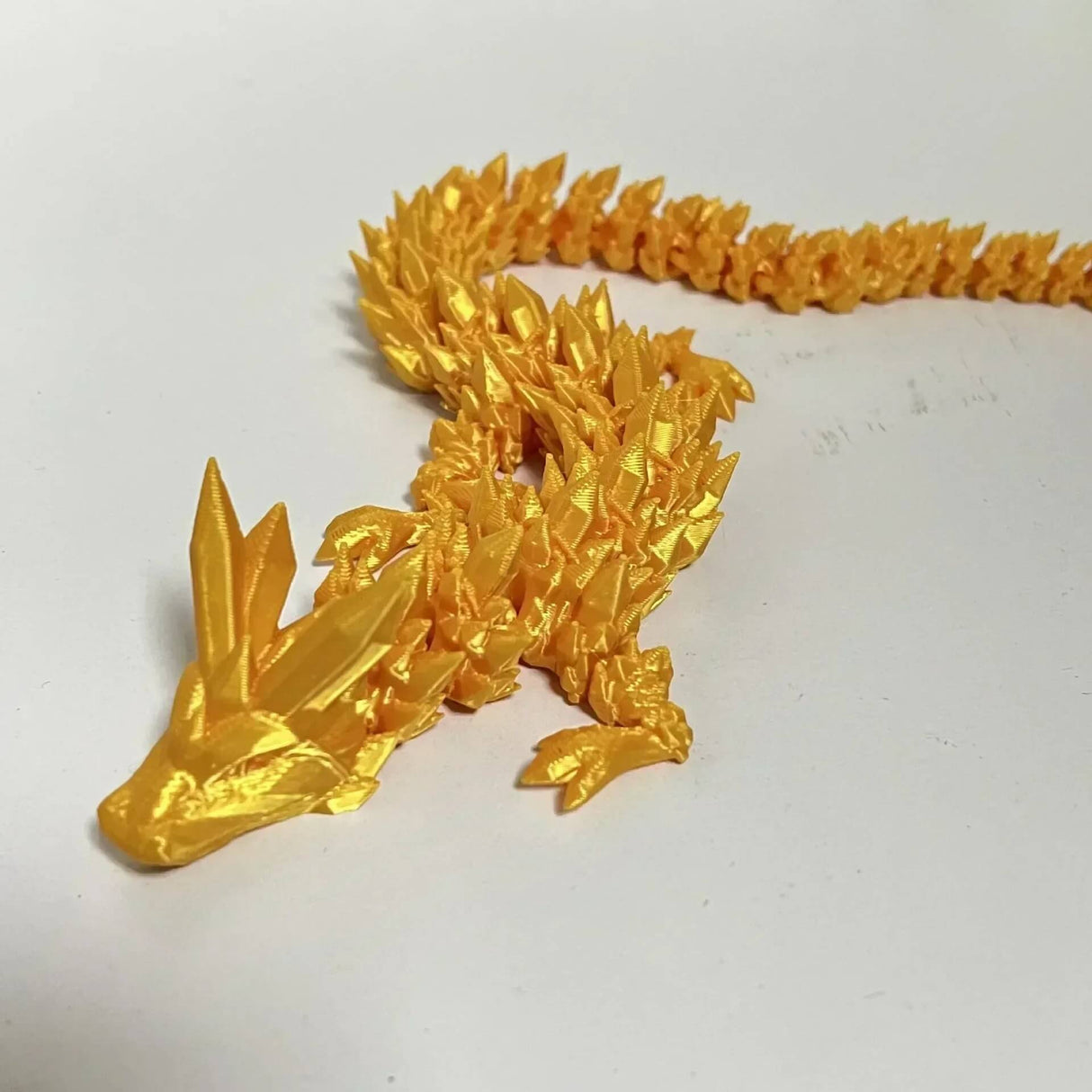 DrakeMorph - Beweegbaar 3D-geprint drakenmodel voor decor en fantasie