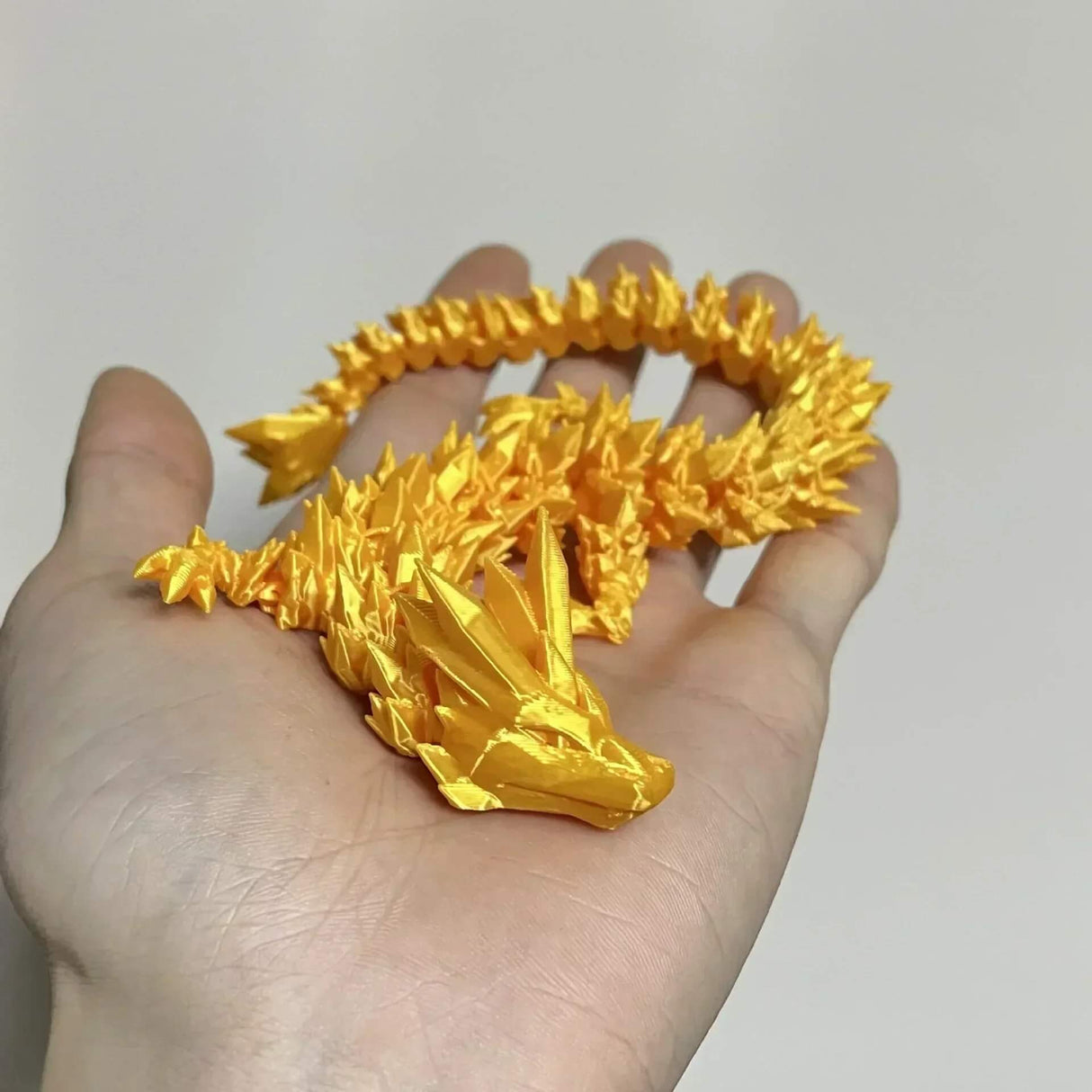 DrakeMorph - Beweegbaar 3D-geprint drakenmodel voor decor en fantasie
