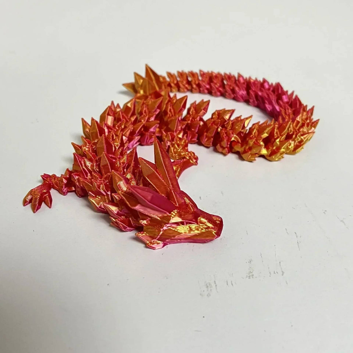 DrakeMorph - Beweegbaar 3D-geprint drakenmodel voor decor en fantasie