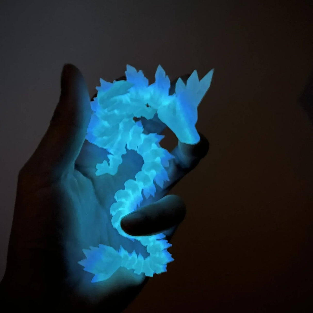 DrakeMorph - Beweegbaar 3D-geprint drakenmodel voor decor en fantasie