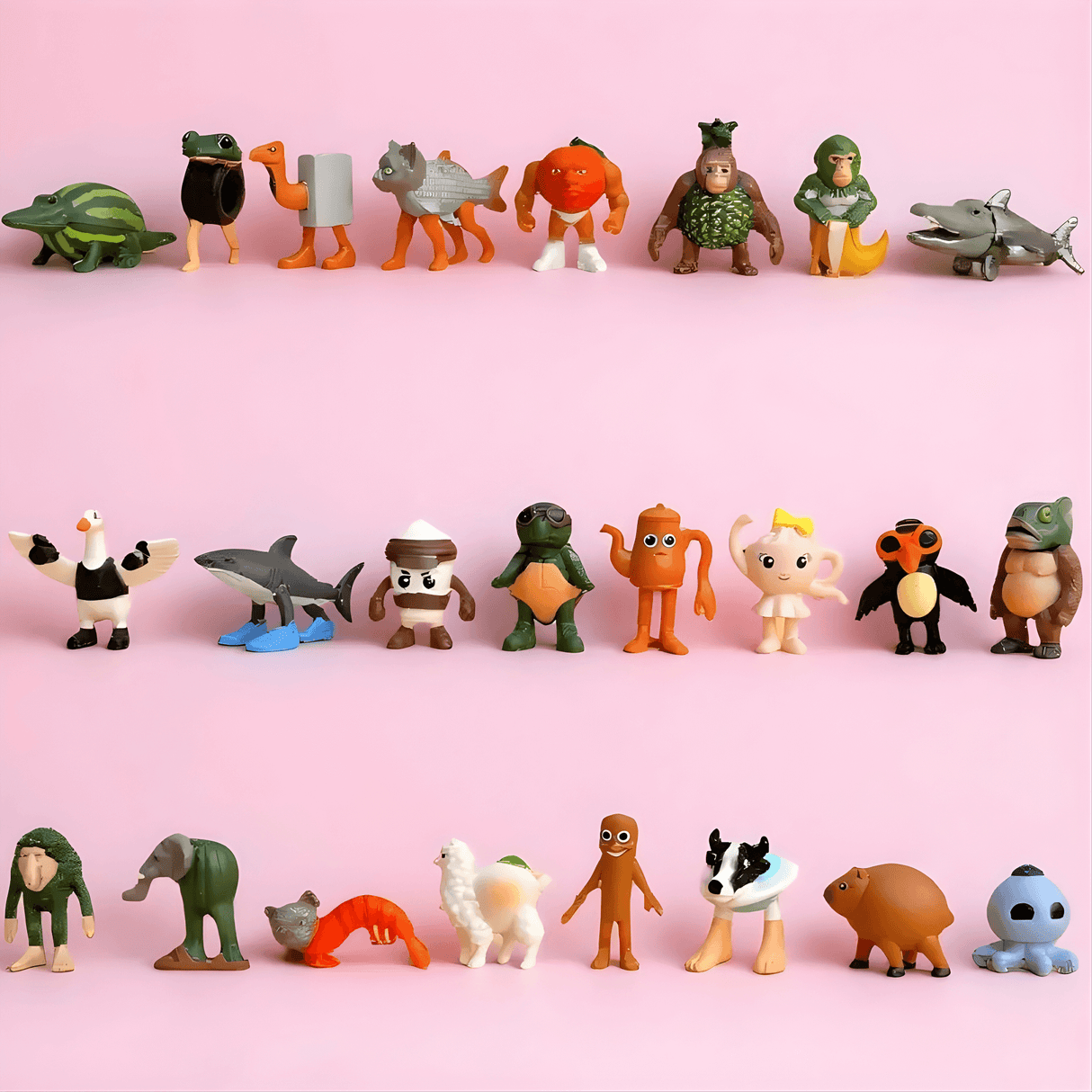 MiniFun – Italienska Mindrot Karaktärer Set med 24 Olika Figurer