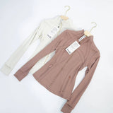 SilkMotion – Slimmad Yoga- och Träningsjacka med Dragkedja, Snabbtorkande Material & Följsam Passform för Aktiv Vardag