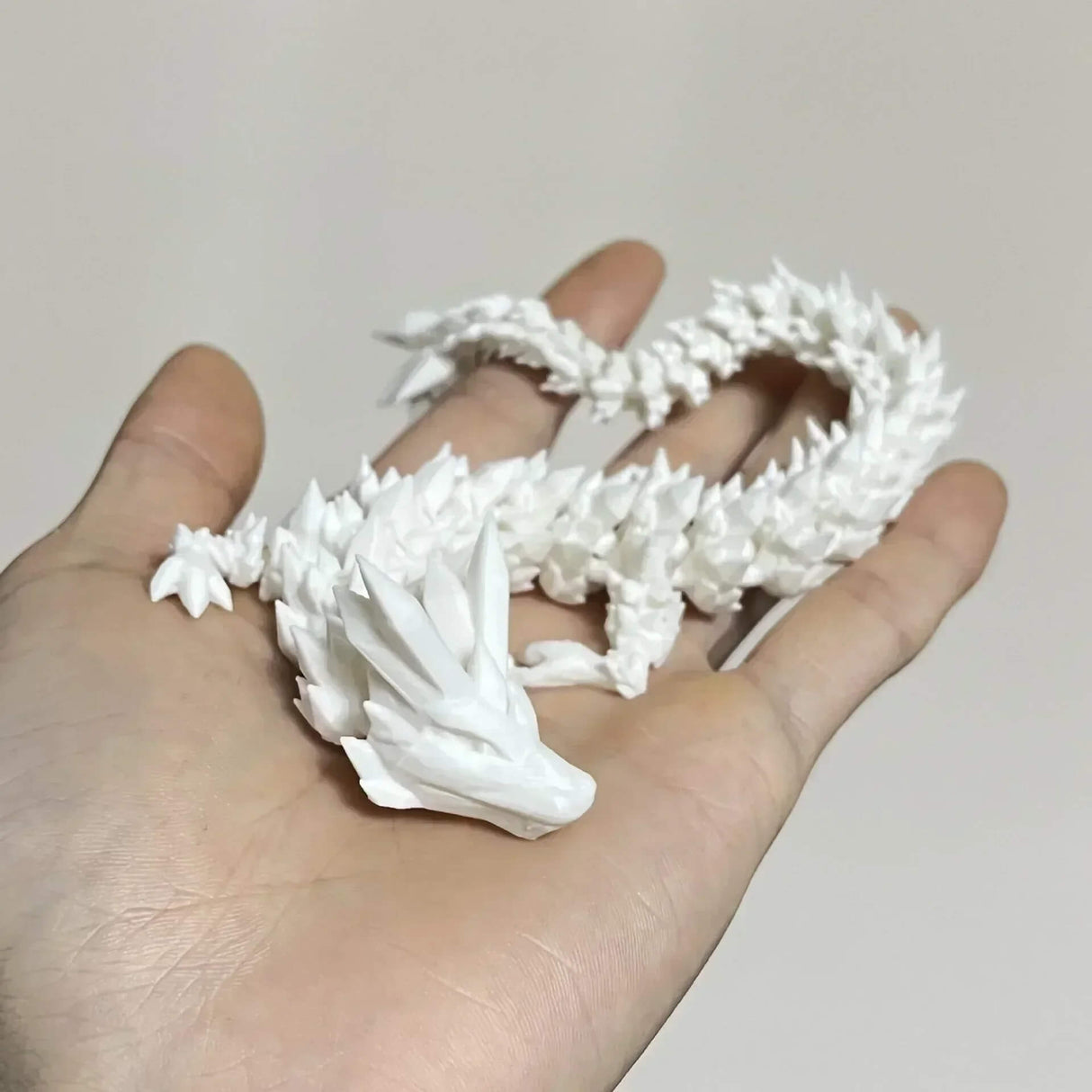 DrakeMorph - Beweegbaar 3D-geprint drakenmodel voor decor en fantasie