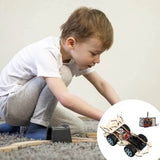 WoodiRace - Houten speelgoedauto met afstandsbediening voor kinderen - In elkaar te zetten 4-wiel-aangedreven speelgoed met doe-het-zelf-technologie