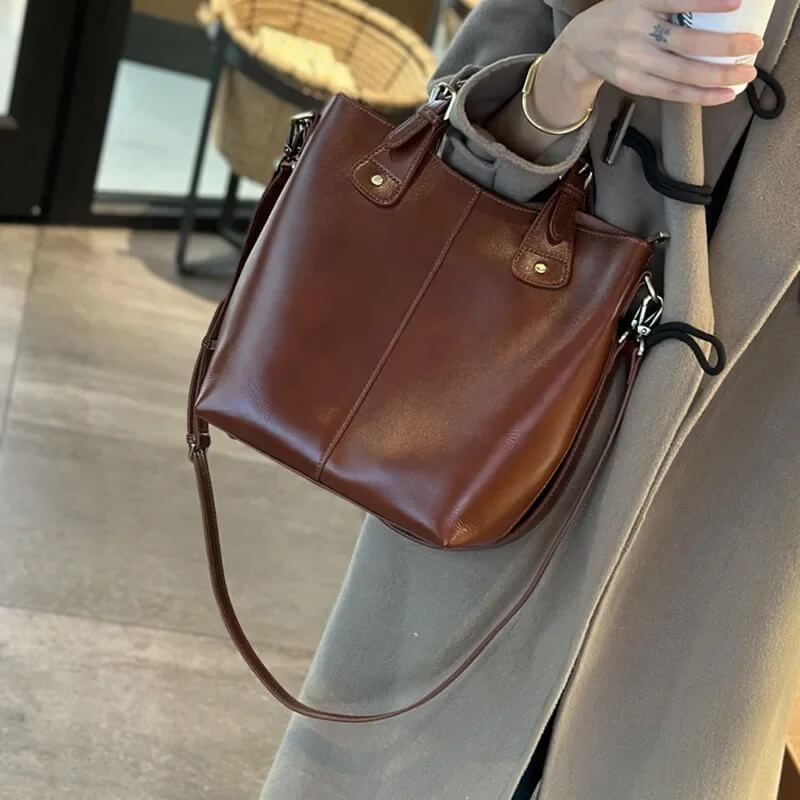 VelvetaBag - Elegante Leren Schoudertas voor stijl en functie in echt leer
