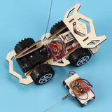 WoodiRace - Houten speelgoedauto met afstandsbediening voor kinderen - In elkaar te zetten 4-wiel-aangedreven speelgoed met doe-het-zelf-technologie