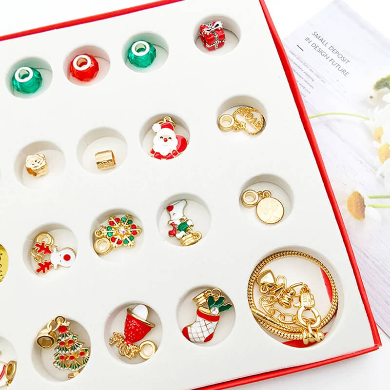 Luxe Sieraden Adventskalender voor Kinderen - 24 Doosjes Armbanden en Bedels voor DIY Kerstsieraden